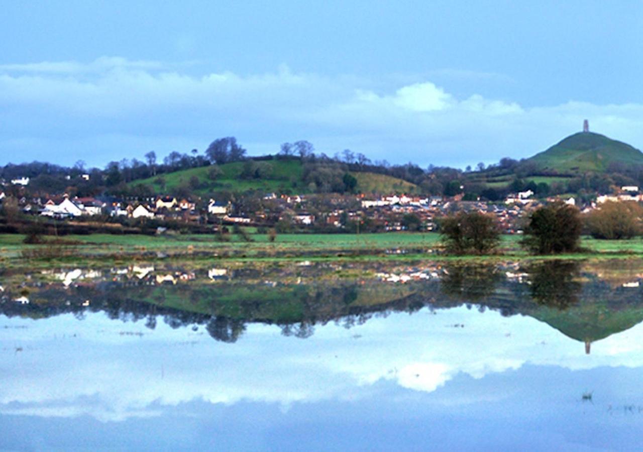 Healing Waters Sanctuary For Exclusive Private Hire And Self Catering Board, Vegetarian, Alcohol & Wifi Free Retreat In Glastonbury Exterior photo